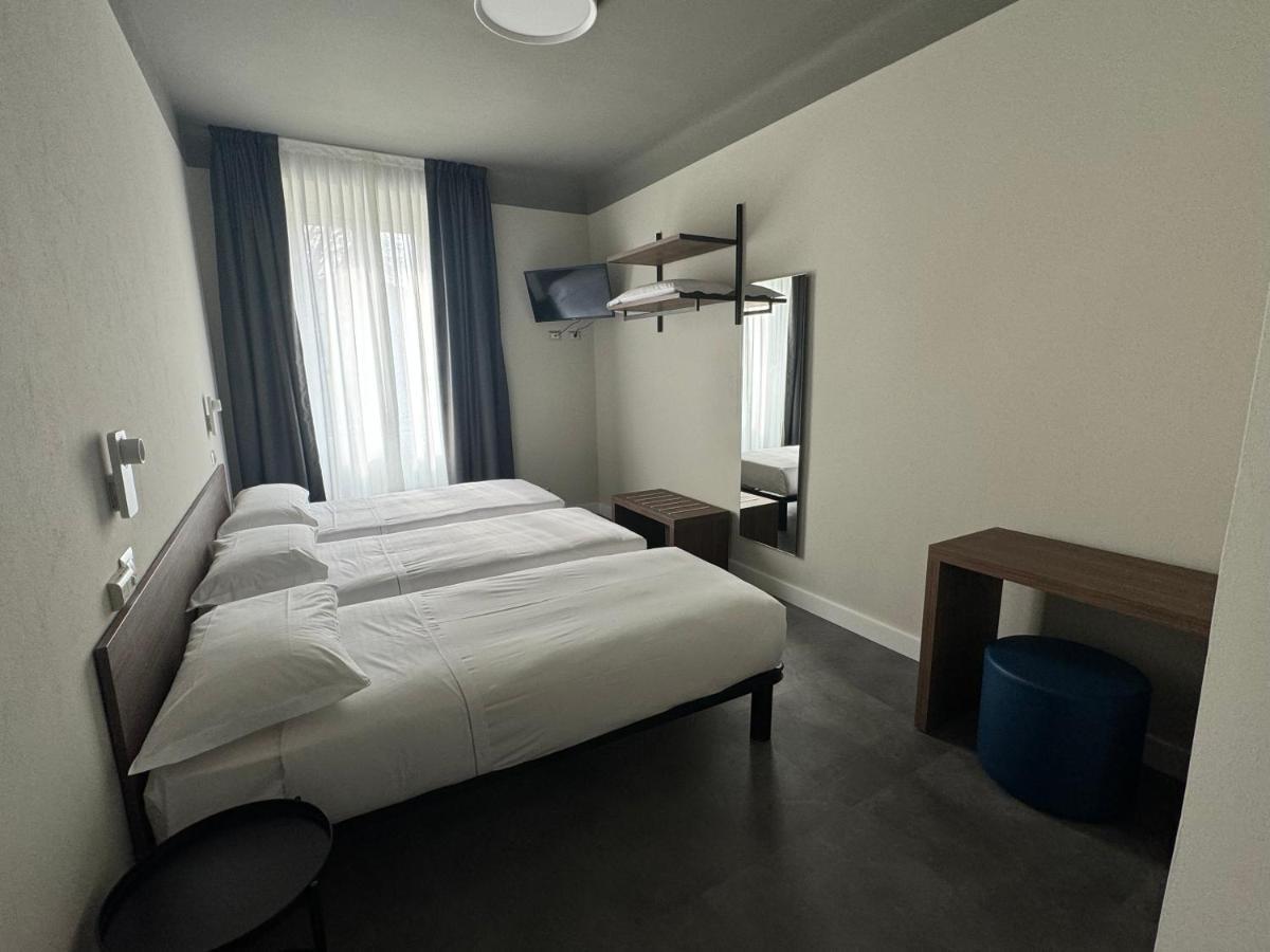 מילאנו Hotel 22 Marzo מראה חיצוני תמונה